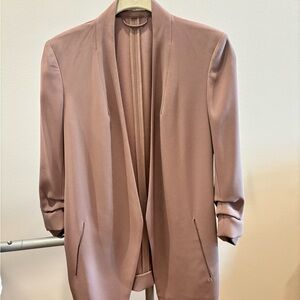 Aritzia Babaton Mauve Power Hip Blazer size 2